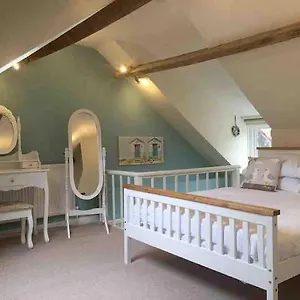 https://driftwood-cottage-scarborough.yorkshirehotels.net